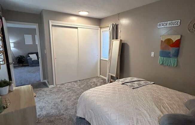 2 beds, 1.5 baths, 680 sqft, $949, Unit 8534