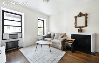 342 E 50 ST