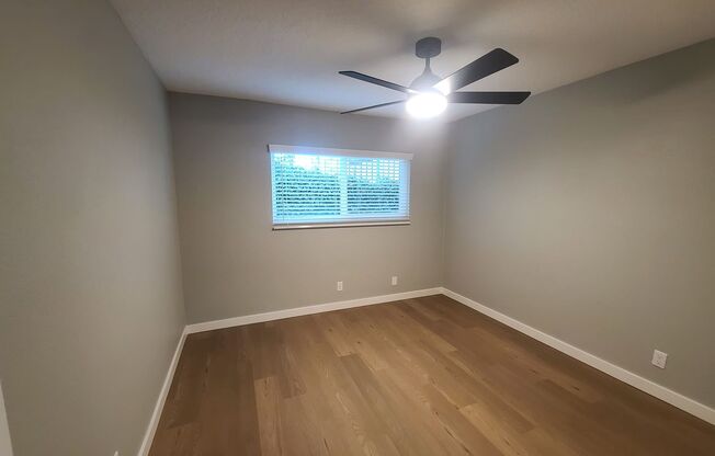 2 beds, 1 bath, 950 sqft, $3,090, Unit 1714-1