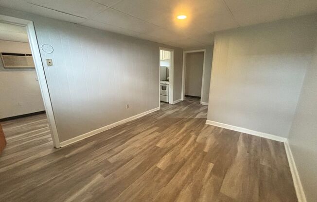 1 bed, 1 bath, 750 sqft, $1,245, Unit 6224 Fifth Ave. #A2-H