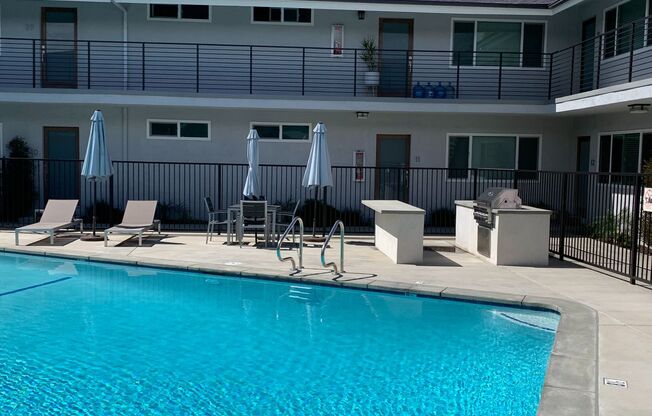 1 bed, 1 bath, 652 sqft, $2,375, Unit 3435 Artesia -25