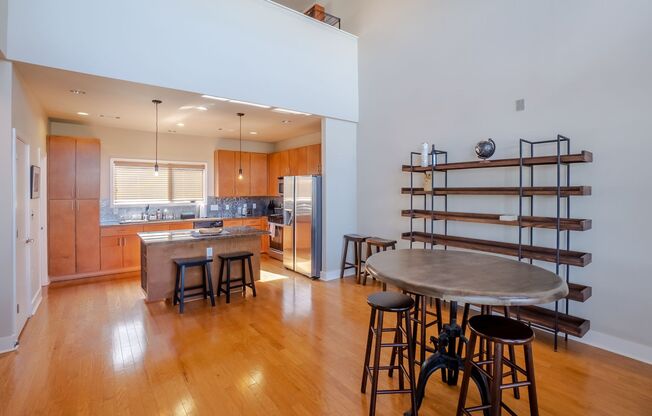 1702 South Lamar Boulevard, Unit 10