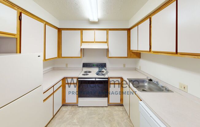 2 beds, 1 bath, 782 sqft, $1,095, Unit 14