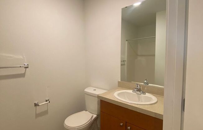 Studio, 1 bath, 176 sqft, $1,225, Unit 4210