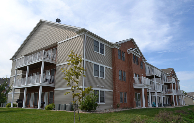 2 beds, 1 bath, 935 sqft, $1,155, Unit 309