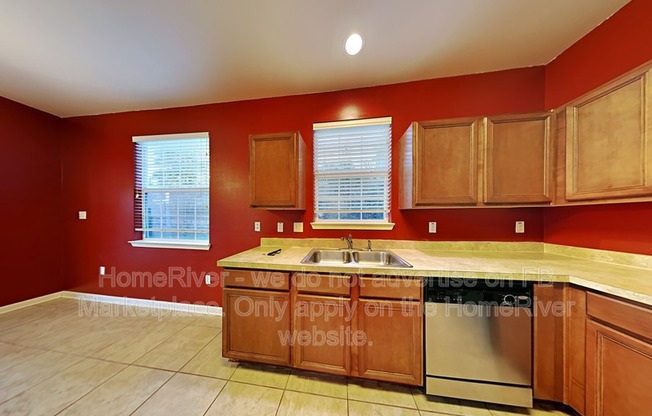 417 PEORIA BLVD