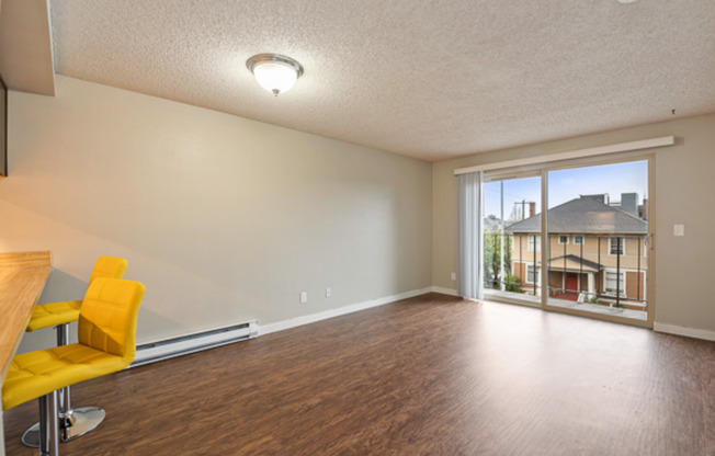 1 bed, 1 bath, 598 sqft, $1,625, Unit 205