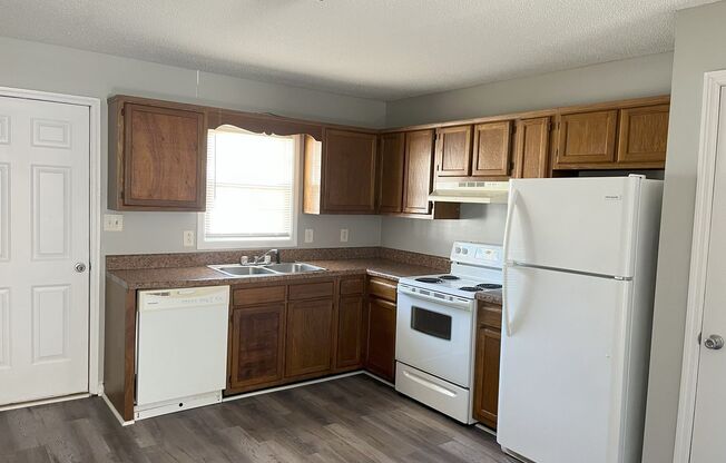 2 beds, 1 bath, 750 sqft, $1,045, Unit B-507D3