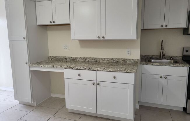 Oak Street Apartments