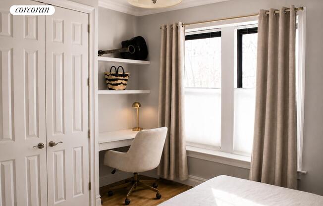 55 TIEMANN PL