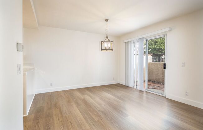 Townhome in Lake Forest