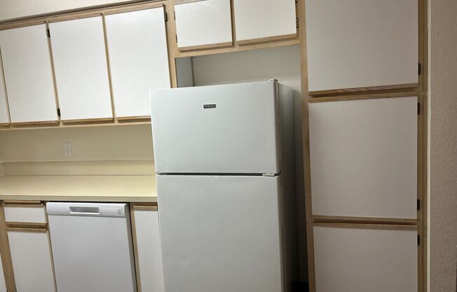 1 bed, 1.5 baths, 855 sqft, $1,395, Unit 3757
