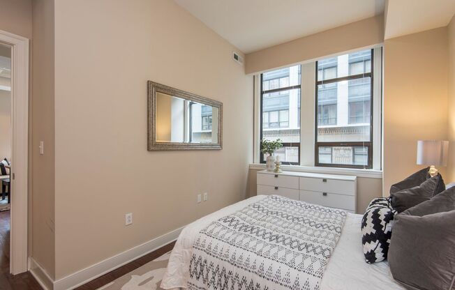 1 bed, 1.5 baths, 970 sqft, $2,379, Unit 701