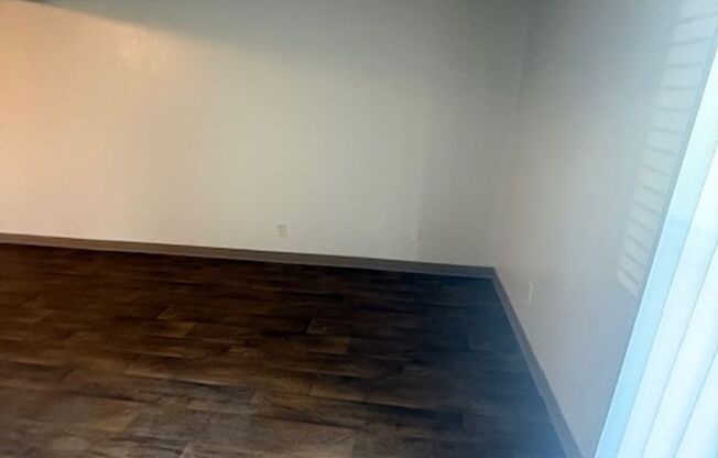 2 beds, 1 bath, 858 sqft, $820, Unit 2615-103