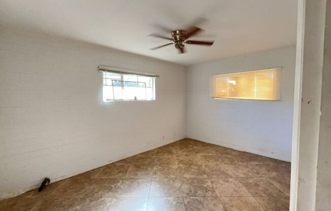 2 beds, 1 bath, $1,650