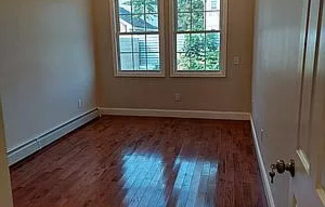 114 21 158 ST