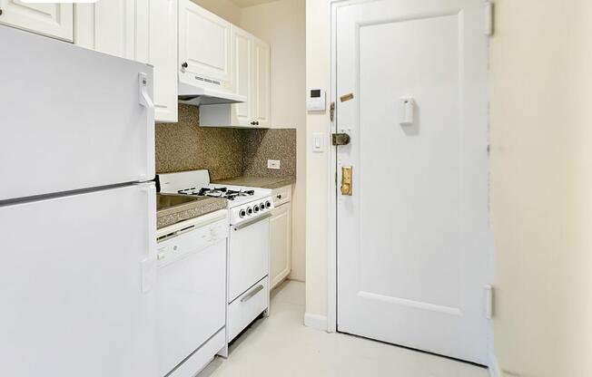151 East 81st St