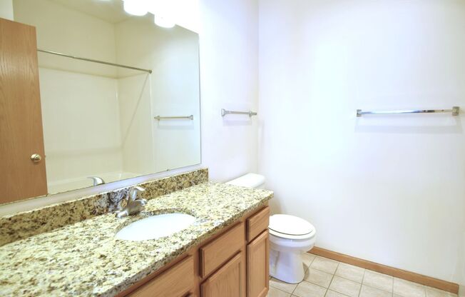 3 beds, 2 baths, 1,550 sqft, $2,310, Unit 1322-302
