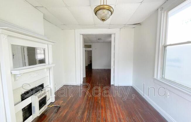 2724 AMELIA ST
