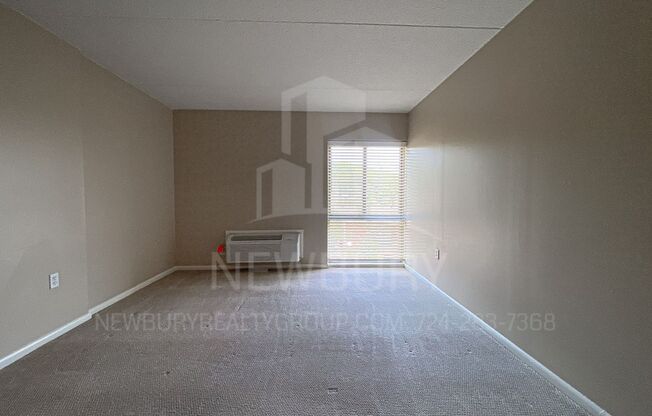 1 bed, 1 bath, 765 sqft, $995, Unit TH 405