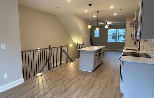 Brand New Townhomes For Lease in WestEnd