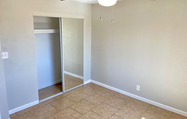 2 beds, 1 bath, $1,195, Unit 201