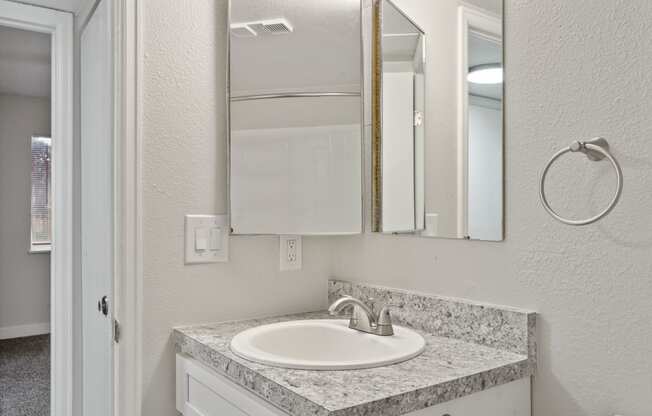 A Bathroom at Horizon East Apartments