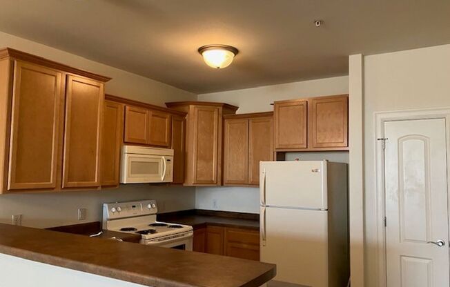 2 beds, 2 baths, $1,650, Unit 2827 - #2223