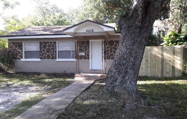 4 Bedroom 2 Bath w Fenced Yard