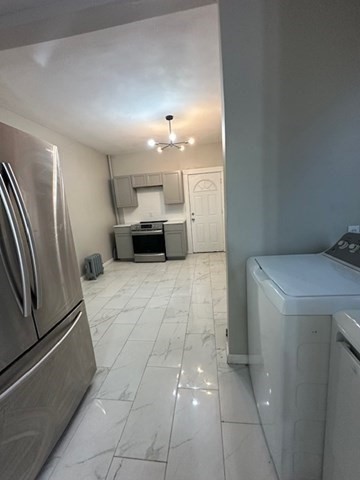 2 beds, 1 bath, 1,100 sqft, $1,900, Unit 1