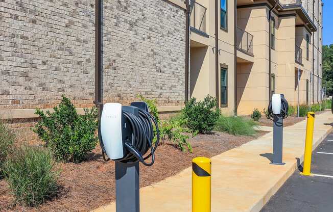 a parking meter in front of a building