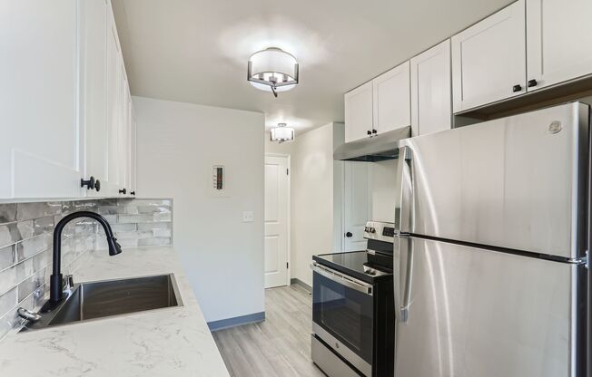 Hawthorne Court Apartments