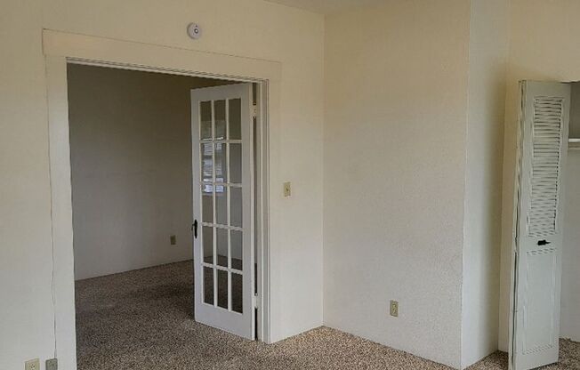 1 bed, 1 bath, 700 sqft, $995