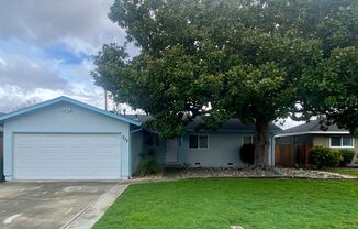 Bright & Spacious 3 Bedroom 2 Bath Single Family Home in Santa Clara