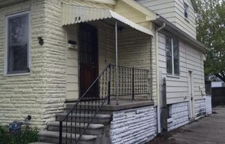 3 beds, 1 bath, $1,200