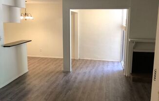 2 beds, 2 baths, $2,000, Unit # 204