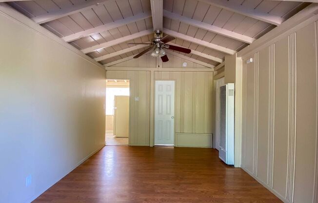 9922 Buena Vista Dr