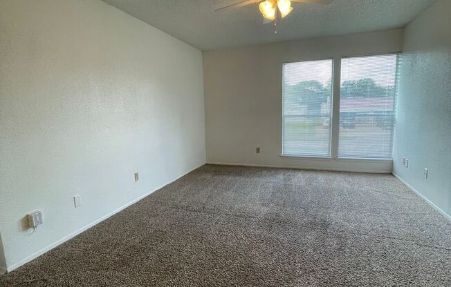 1 bed, 1 bath, 710 sqft, $870, Unit 259