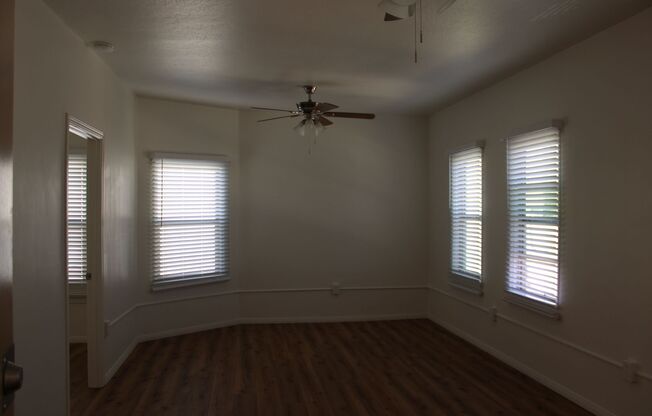 1 bed, 1 bath, 558 sqft, $1,800, Unit Unit 3