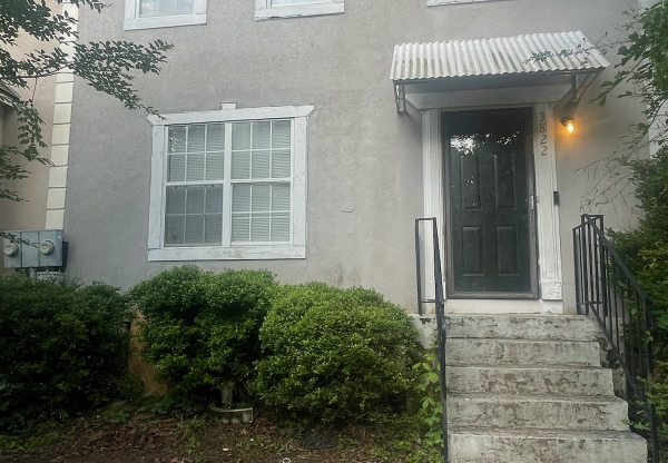 3822 MDW GRN CT