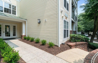 2 beds, 2 baths, 1,165 sqft, $1,900, Unit 1