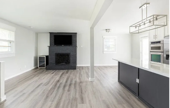 4Bedroom/3Bathroom Home in Charlotte Park