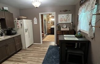 1 bed, 1 bath, $1,200