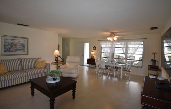 2 beds, 2 baths, $2,500