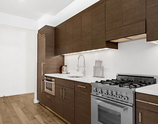 1 bed, 1 bath, $4,850, Unit 15C