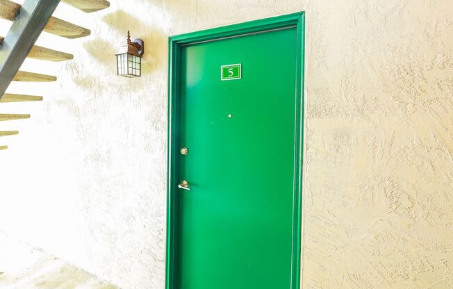 1400 Creekside Apartments CDM