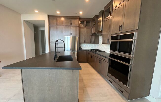 Luxury Summerlin 2 Bedroom 3 Bathroom Trilogy Townhome!