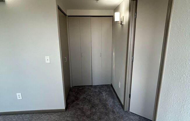 2 beds, 2 baths, 890 sqft, $1,195, Unit 2019-102