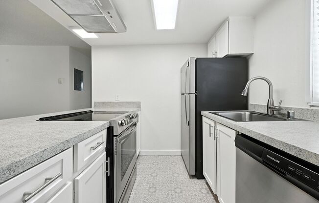Nacelle Apartments
