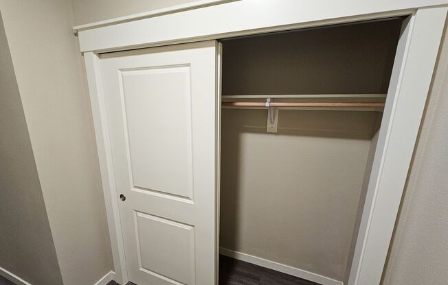 2 beds, 2 baths, 1,148 sqft, $2,450, Unit 201